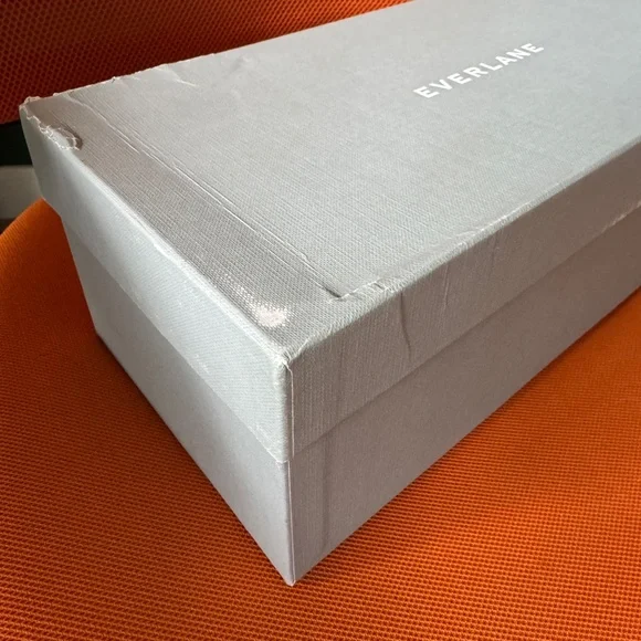 Everlane The Italian Leather Day Ballet Flats sz 5.5 Women's Sugar Almond Tan nb - Picture 4 of 4